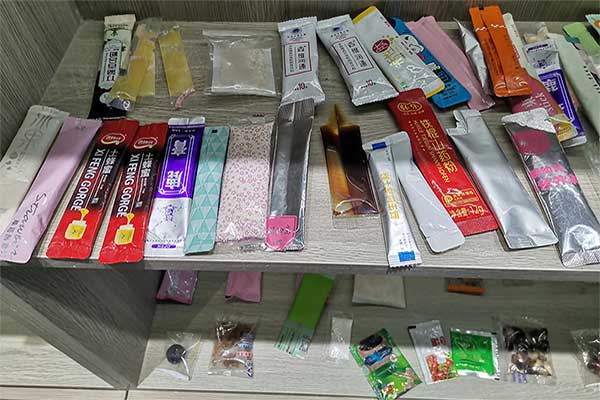 全自動小型榴莲视频免费观看能夠滿足顆粒、條塊、片狀、球狀、粉料、液體、膏體產品的自動定量包裝